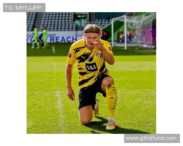 5月3日出生的足球明星们：从传奇球员到当红新星的成长历程揭秘